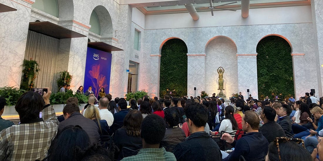 A full house at a discussion on AI and medicine hosted by Amazon Web Services / Photo by Surbhi Guha