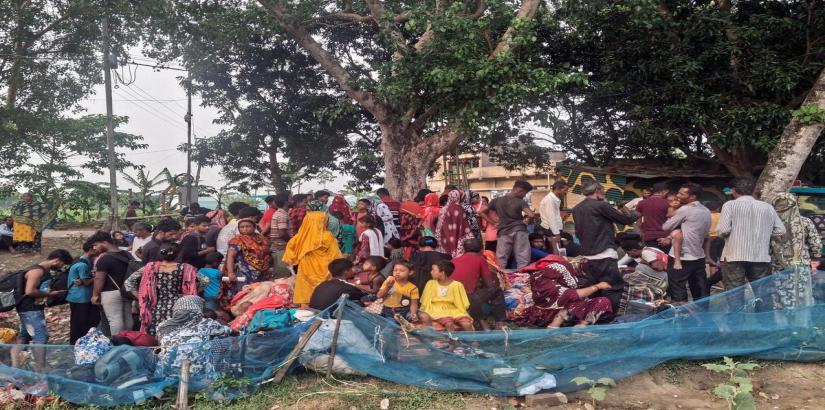 Illegal immigrants stranded at India-Bangladesh border