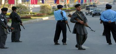 Mob attacks police station in Pakistan capital 
