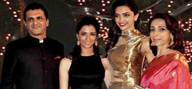 Deepika Padukone with family (File) Deepika Padukone with family (File)