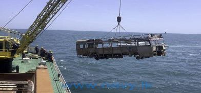 Sri Lanka submerging discarded vehicles in sea
