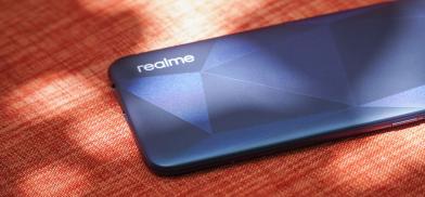 realme smartphones