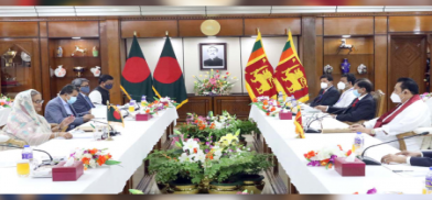 Prime Minister Sheikh Hasina has held a bilateral meeting with her Sri Lankan counterpart Mahinda Rajapaksa. (Photo: PID)