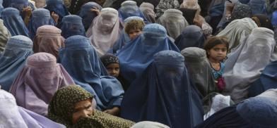 Afghan women must cover their faces in public, orders Taliban