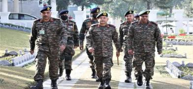 Northern Army Commander Lt Gen Upendra Dwivedi with other Army personnel (File) Northern Army Commander Lt Gen Upendra Dwivedi with other Army personnel (File)