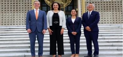 The US delegation visit to Bangladesh. (Image: Twitter/@UnderSecStateJ)