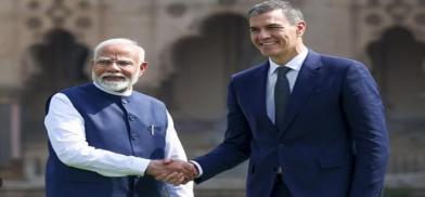 PM Modi and Spanish PM Pedro Sanchez in Vadodara PM Modi and Spanish PM Pedro Sanchez in Vadodara