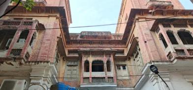 Bani Singh’s father’s house in Lahore: Still standing after all these years. Photo by Bani Singh Bani Singh’s father’s house in Lahore: Still standing after all these years. Photo by Bani Singh