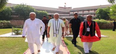 Modi’s visit to RSS headquarters Modi’s visit to RSS headquarters