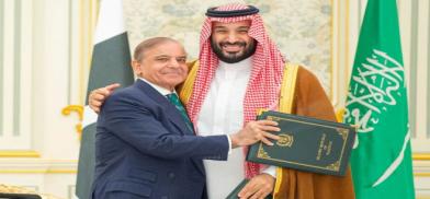 Pakistani prime minister Shehbaz Sharif (left) and Saudi Crown Prince Mohammed bin Salman embrace in Riyadh, Saudi Arabia, on the day they signed a mutual defence pact between their countries