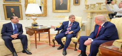 Asim Munir meeting Trump along with Shebaz Sharif
