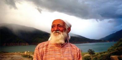 Pioneering Indian environmentalist Sunderlal Bahuguna
