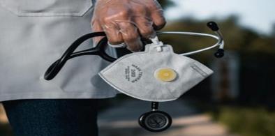 Pakistan doctors, staff