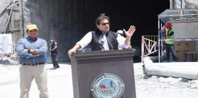 Pakistani PM praises Chinese and Pakistani engineers