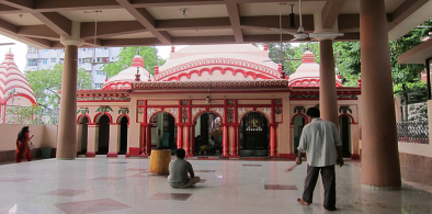 Hindu Dhakeshwari Temple in Dhaka, Bangladesh (Photo: Wikipedia}