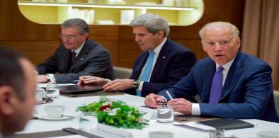 From left, former United States Ambassador to Pakistan Richard Olson, Secretary of State John Kerry and Joe Biden, who was then Vice President, at a meeting in Davos, Switzerland, with Pakistani and Afghani leaders in 2016. (File Photo: State Dept.)