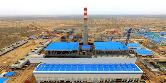 A coal power plant set up in the Tharparkar desert by Engro Powergen Thar Private Limited. Part of the China-Pakistan Economic Corridor, it was completed just before China announced it would stop financing overseas coal projects. (Image: Sindh Engro Coal Mining Company)