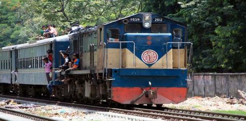 Indo-Bangla rail link project: India begins installing rail lines at ...